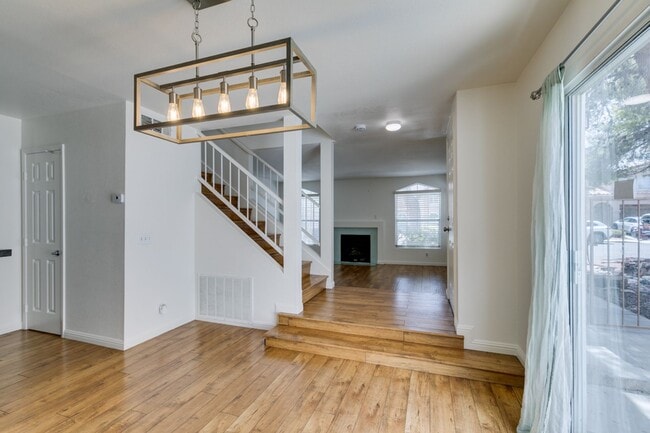 Building Photo - 2838 Dawn Crossing Dr