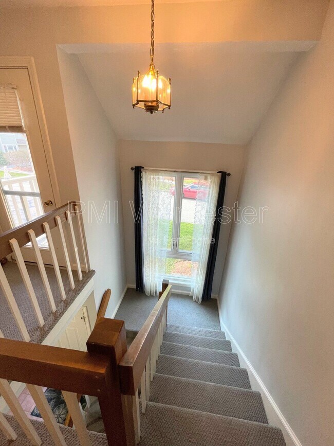 Building Photo - 244 Weatherstone Dr