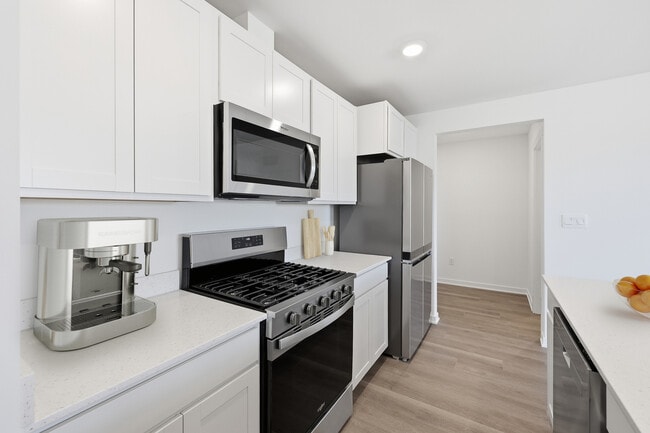 Building Photo - 2334 Noble Ln