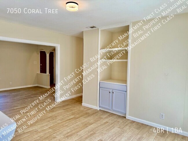 Building Photo - 7050 Coral Tree