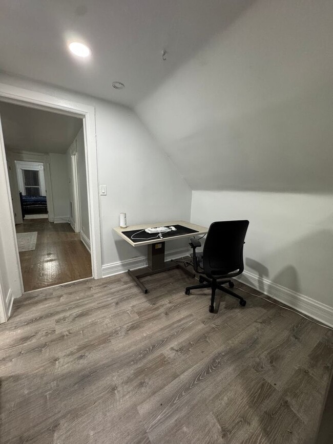 Building Photo - AM-Clifton LLC