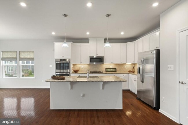 Building Photo - 25609 Lockhart Ln