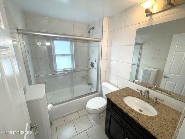 Building Photo - 175 NJ-35