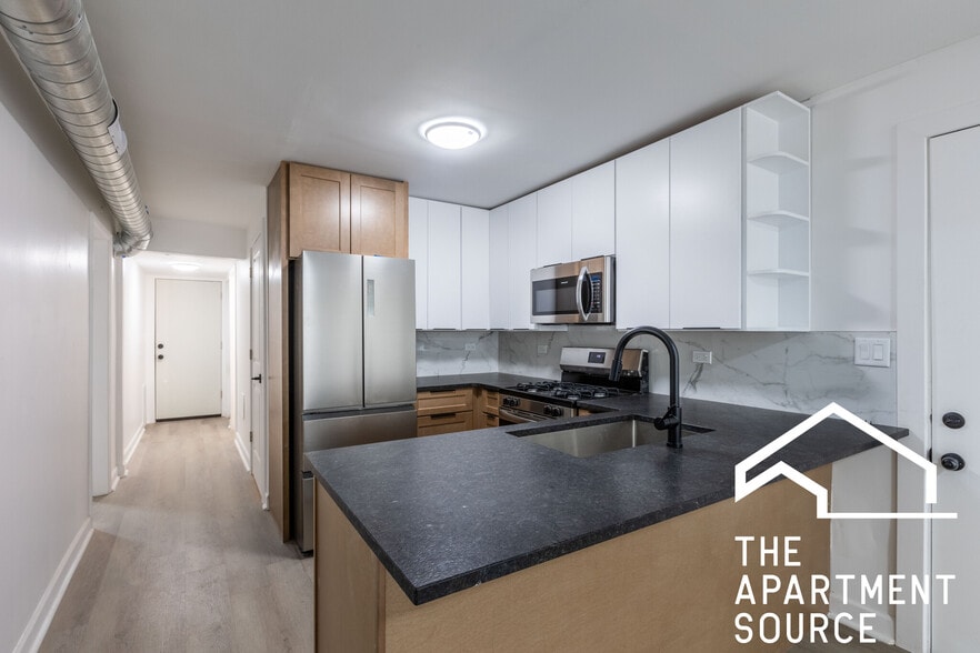 Building Photo - 1849 S Kedzie Ave