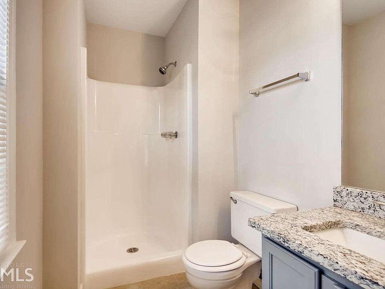 Building Photo - 199 Holcomb Ferry Rd