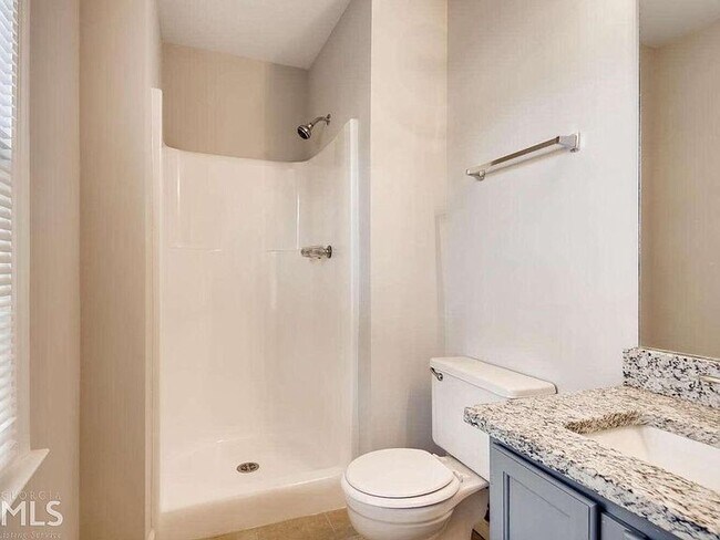 Building Photo - 199 Holcomb Ferry Rd