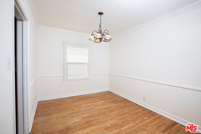 Building Photo - 8517 Pickford St