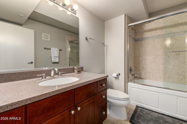 Building Photo - 4808 N 24th St