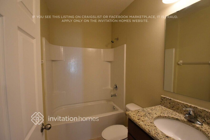 Building Photo - 3853 Radley Dr