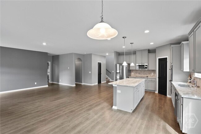 Building Photo - 11 Swallow Tail Cir