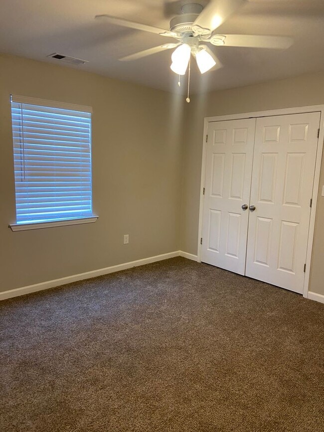 Building Photo - New For Rent in Alabaster!