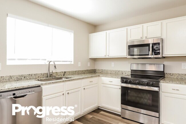 Building Photo - 153 N Willow Way