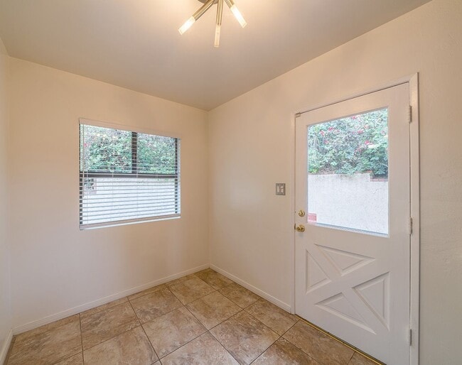 Building Photo - Beautiful Rancho Palos Verdes Home