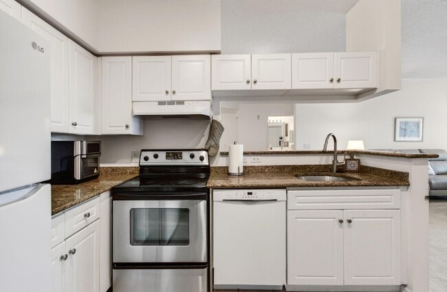 Building Photo - 3415 Tuscany Way