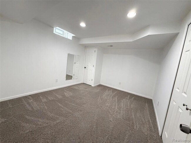 Building Photo - 28975 Hearthstone Dr