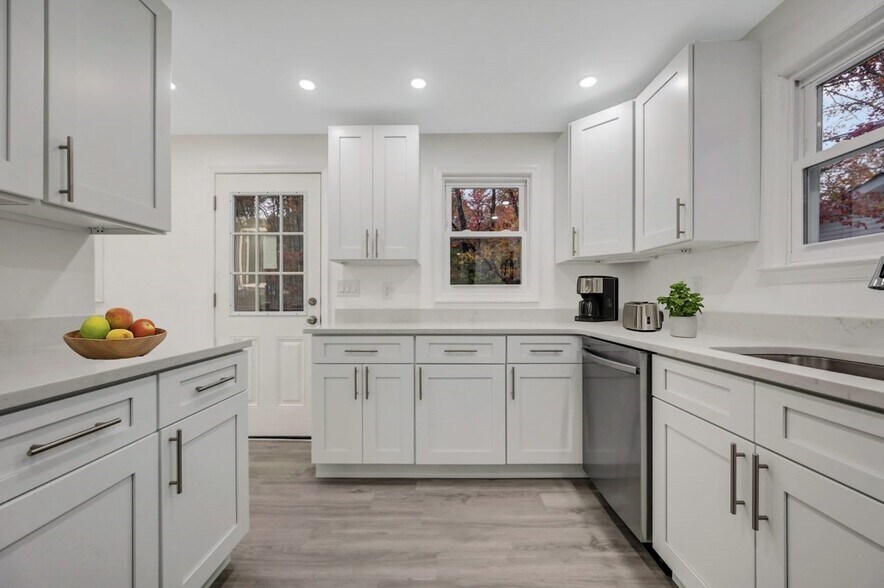 Building Photo - 752 Toll Rd