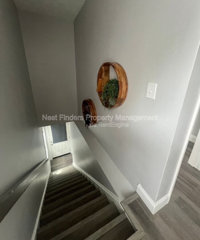 Building Photo - 2803 College St