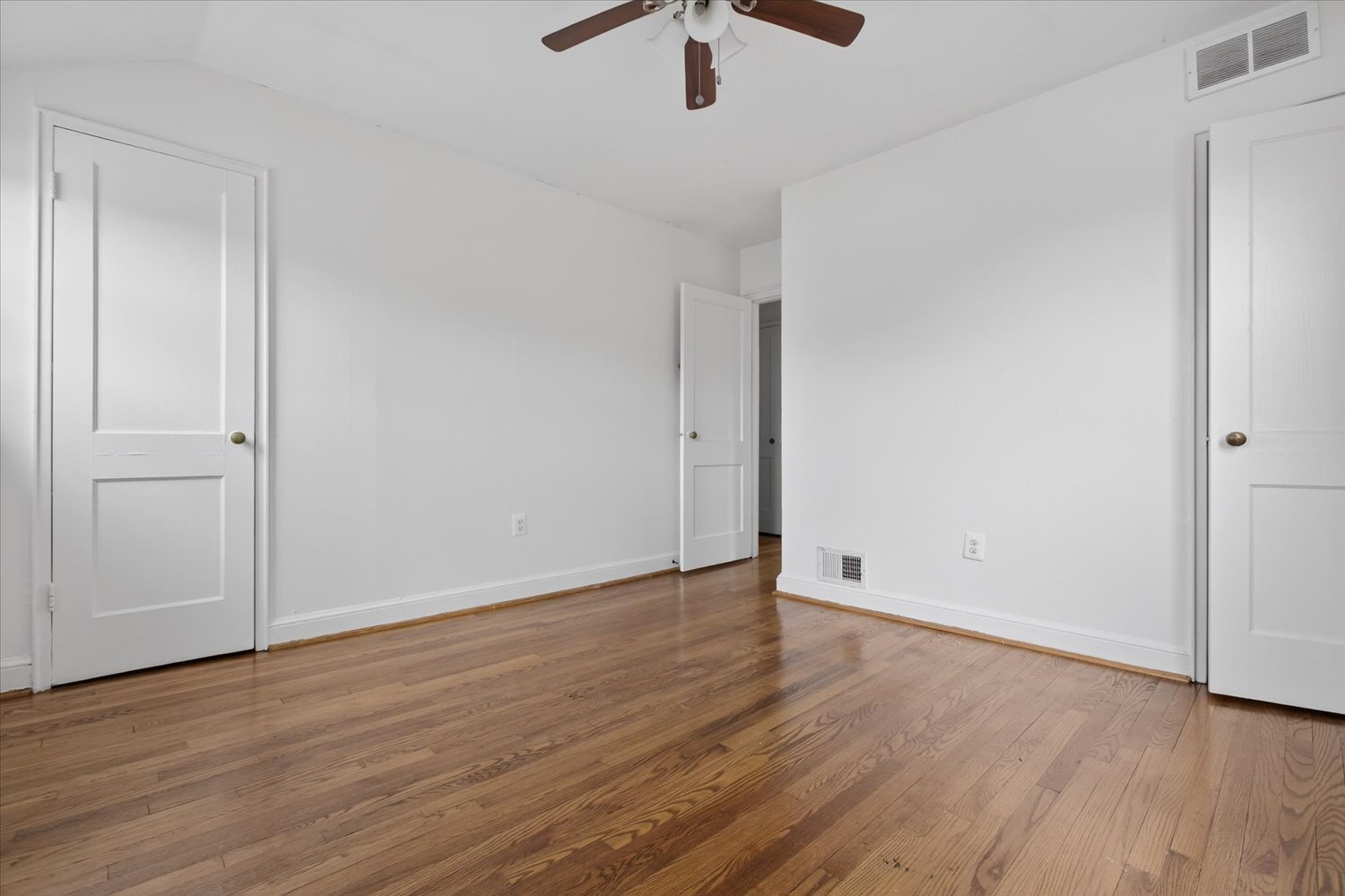 Building Photo - 4336 Dubois Pl SE