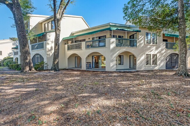 Building Photo - 303 Westlake Ct