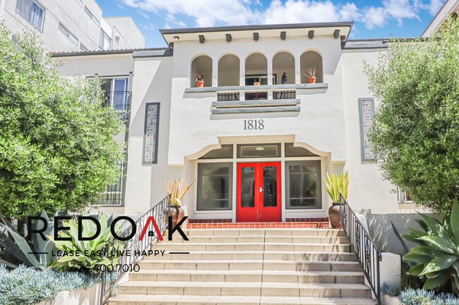 Building Photo - 1818 Whitley Ave