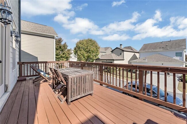 Building Photo - 7555 Scarlet Dr