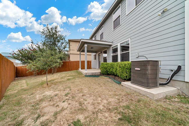 Building Photo - 3815 Mahogany Cove