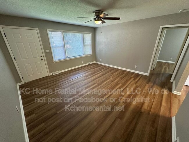 Building Photo - 515 S Forest Ave
