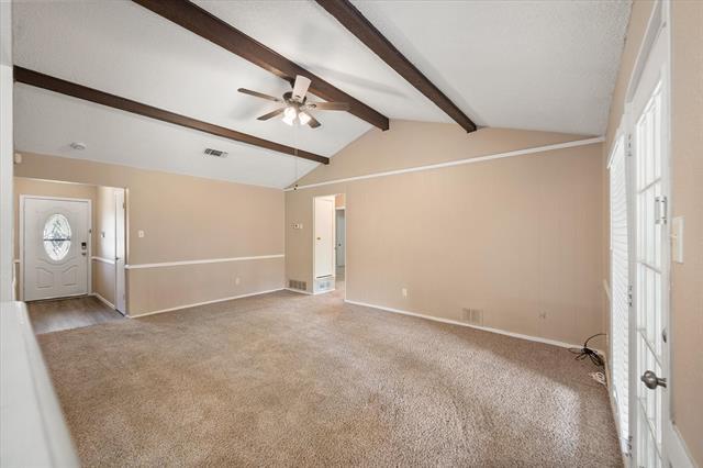 Building Photo - 823 Quail Terrace