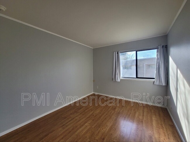 Building Photo - 3127 Vía Grande