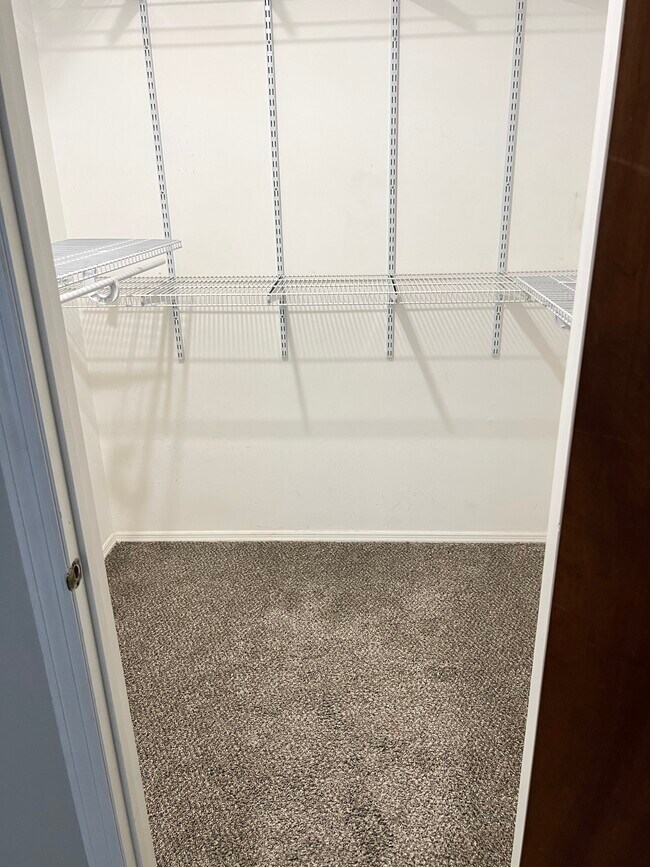 Building Photo - 1397 Sanzon Dr