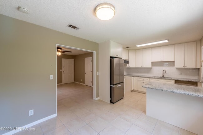 Building Photo - 1174 Cape Charles Ave