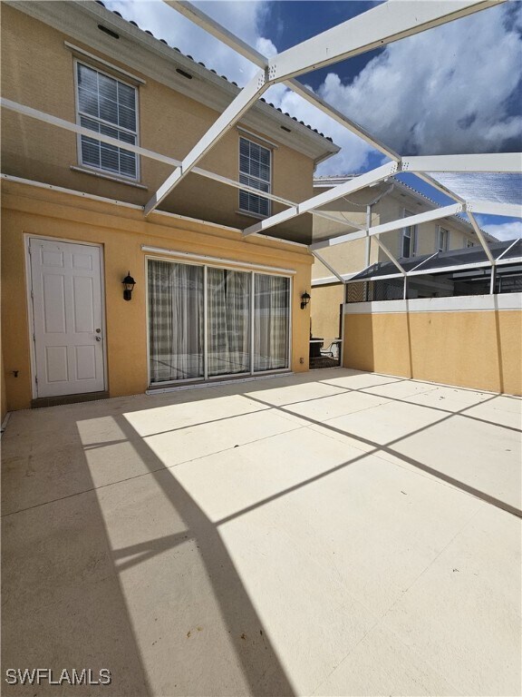Building Photo - 28279 Jeneva Way