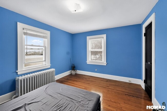 Building Photo - 96 Kenwood Ave