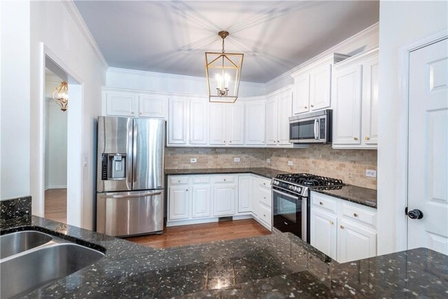 Building Photo - 5707 Community Ln
