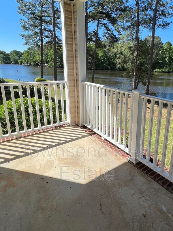 Building Photo - 3310 Harbour Pointe Pl