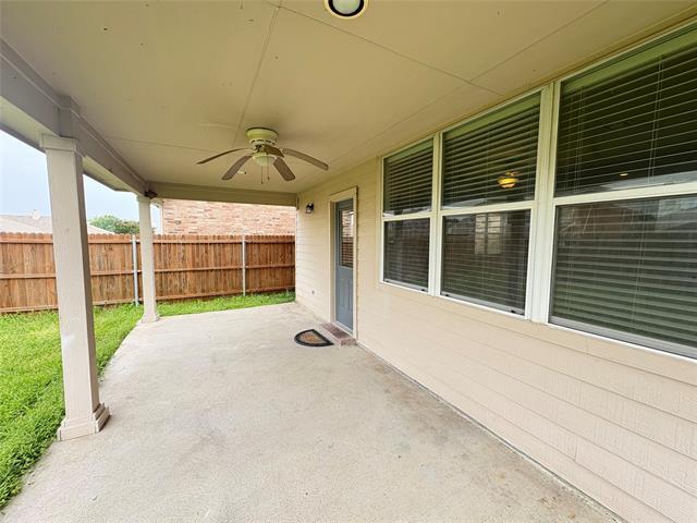 Building Photo - 1010 Utopia Ln