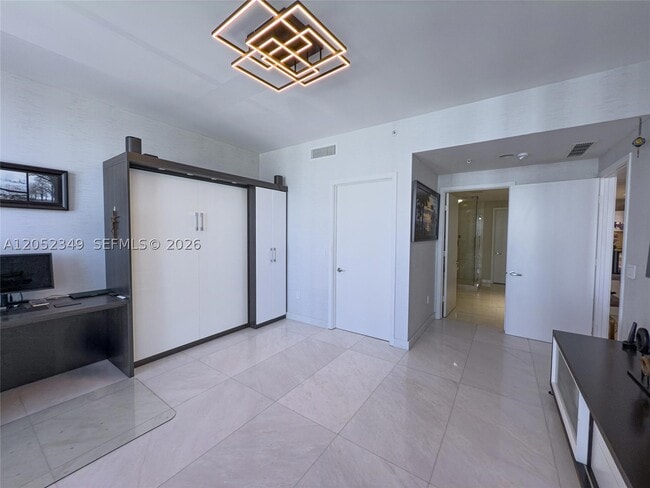 Building Photo - 17111 Biscayne Blvd