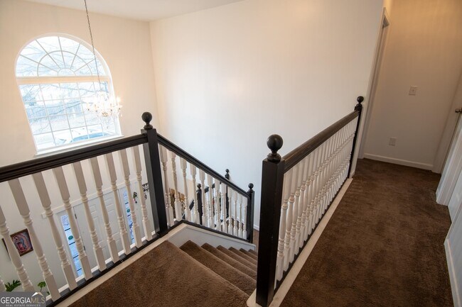 Building Photo - 1582 Ewing Farm Dr