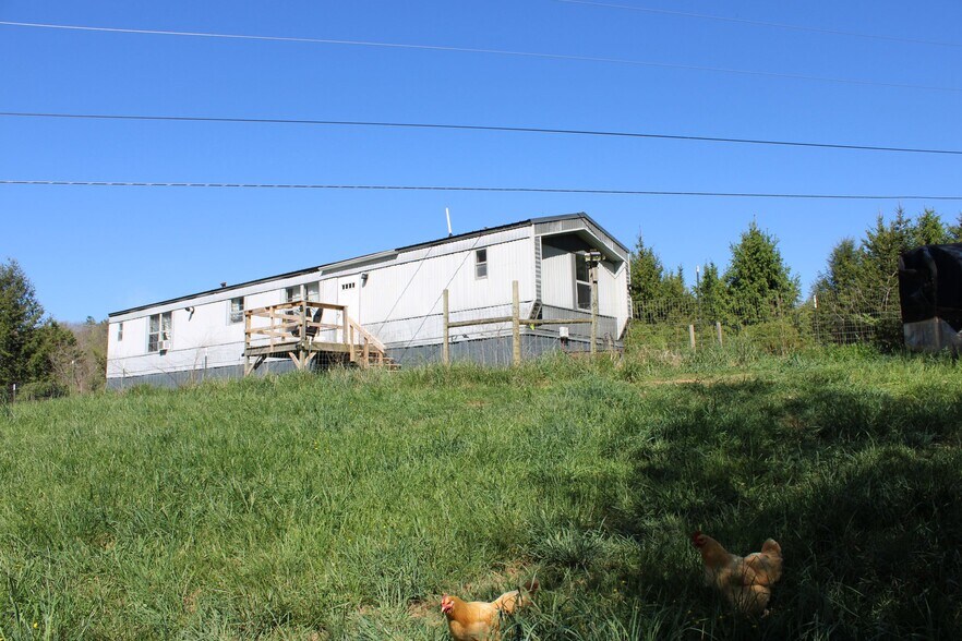 Building Photo - 273 Old Railroad Grade Rd