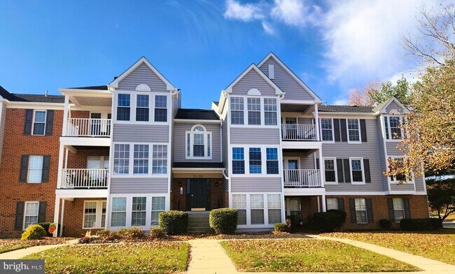 Building Photo - 16 Laurel Path Ct