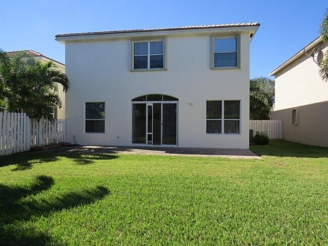 Building Photo - 5101 Prairie Dunes Village Cir