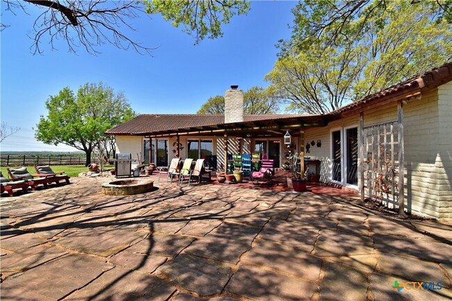 Building Photo - 4513 Center Point Rd