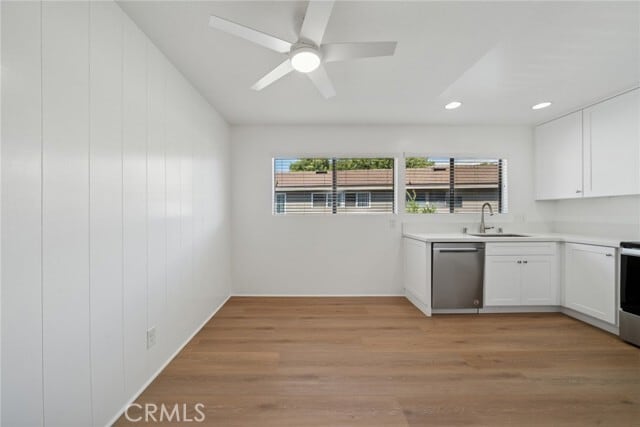 Building Photo - 82 Streamwood