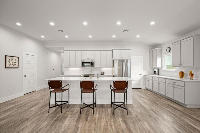 Building Photo - 9825 Evening Canopy Dr