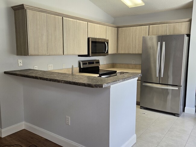 Building Photo - 3080 Fox Ln