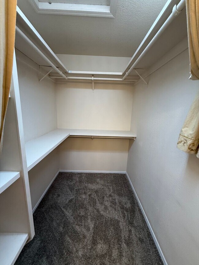 Building Photo - Yuma Meadows Townhouse - Furnished or Unfurnished