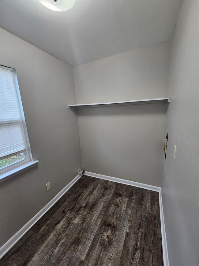 Building Photo - Efficient Townhome w/Spacious Floorplan & Convenient to Tyndall AFB! *SPECIAL: 1/2 OFF 1st Month'...