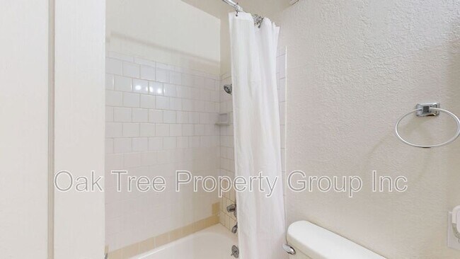 Building Photo - 144 Grand Ave