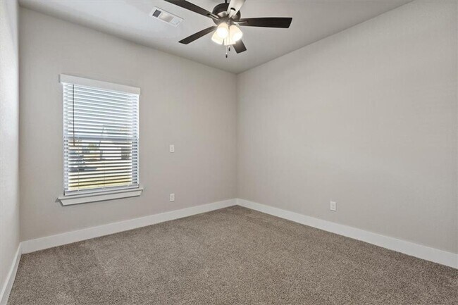 Building Photo - 7005 SW High Meadow Blvd