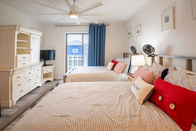 Building Photo - OFF-SEASON MONTHLY RENTAL - ESCAPE THE WINTER MONTHS!!!